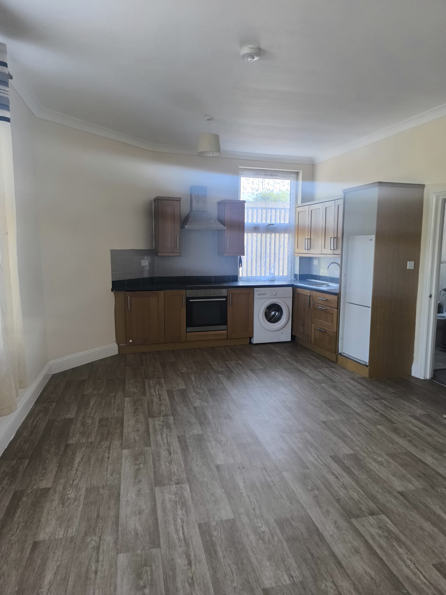 Well-Presented 1 Bed Flat – Central Croydon, Excellent Transport Links